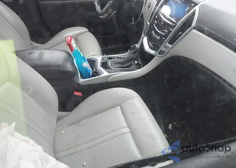 2014 Cadillac Srx Luxury Collection z USA, uszkodzony, nr VIN 3GYFNEE35ES685747